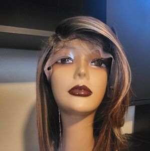 Outre Lace Front Dinella Wig (DRST2/CHOCOLATE CARAMEL)
